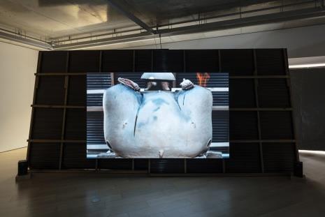 創作組金獎 坂本森海（日本）火、土與想吃 多媒體影像