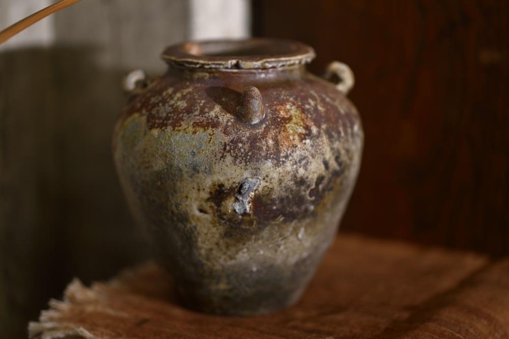 陳芳蘭　茶罐　2024　柴燒 投炭　11.7cm×11.7cm×11.7cm