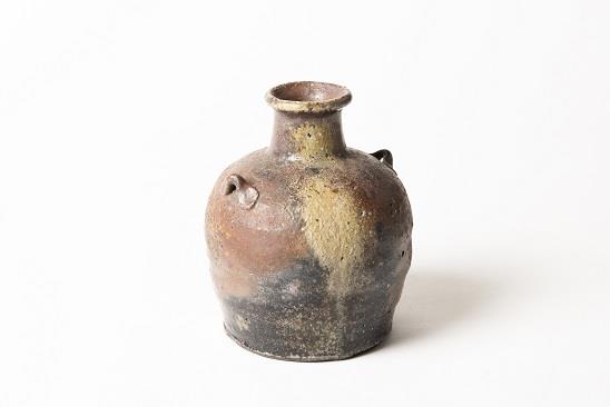 廖禮光　雙繫小瓶　2005　Ø12×12cm（攝影╱宋明錕）