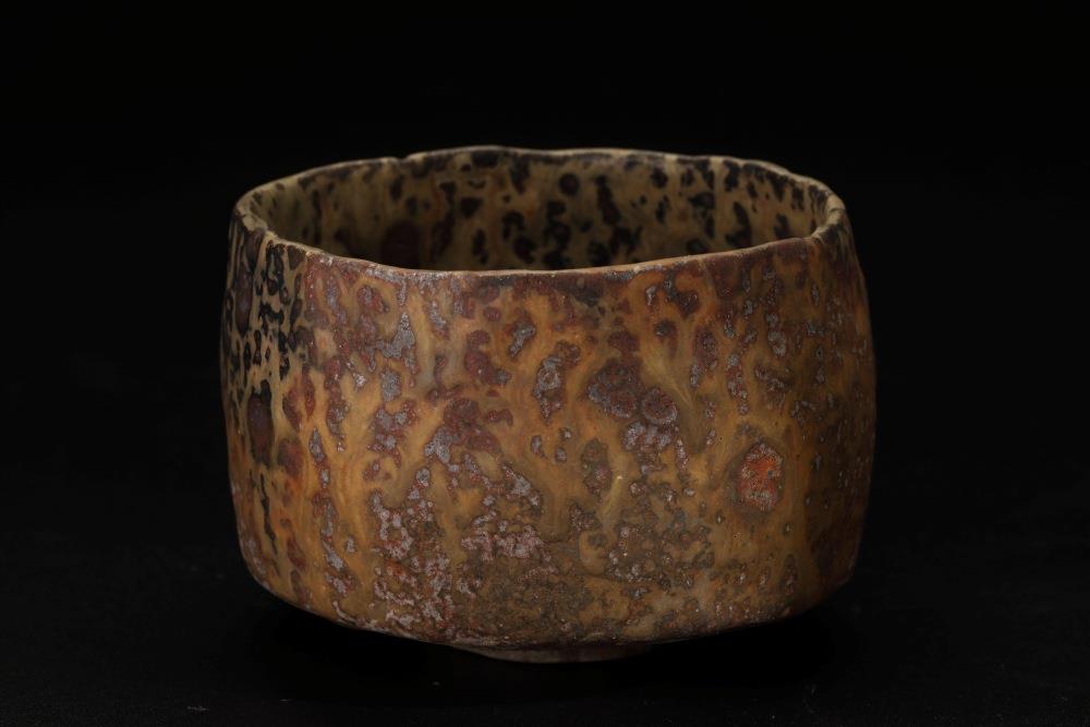 陳芳蘭　茶碗　2018　手捏製作 瓦斯窯還原燒　12cm×12cm×8cm